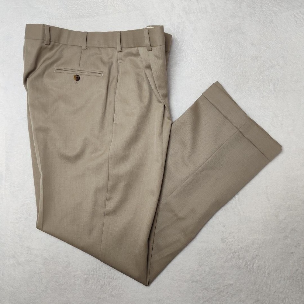 Brooks Brothers Men's Dress Pants in Khaki Tan